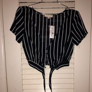 NWT LA Hearts crop top
